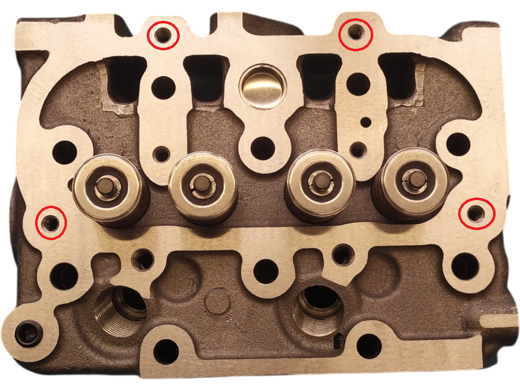 Zylinderkopf für Kubota Z482 mit Ventilen - mit Bohrungen für VD-Befestigung