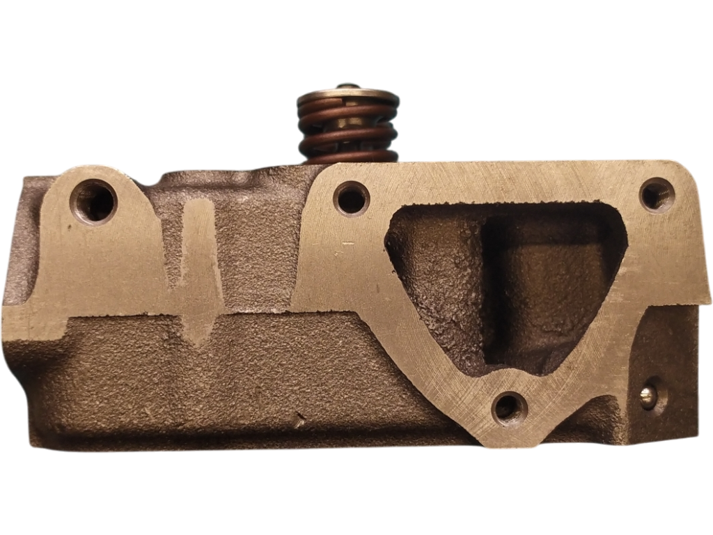 Zylinderkopf für Kubota Z482 mit Ventilen - mit Bohrungen für VD-Befestigung