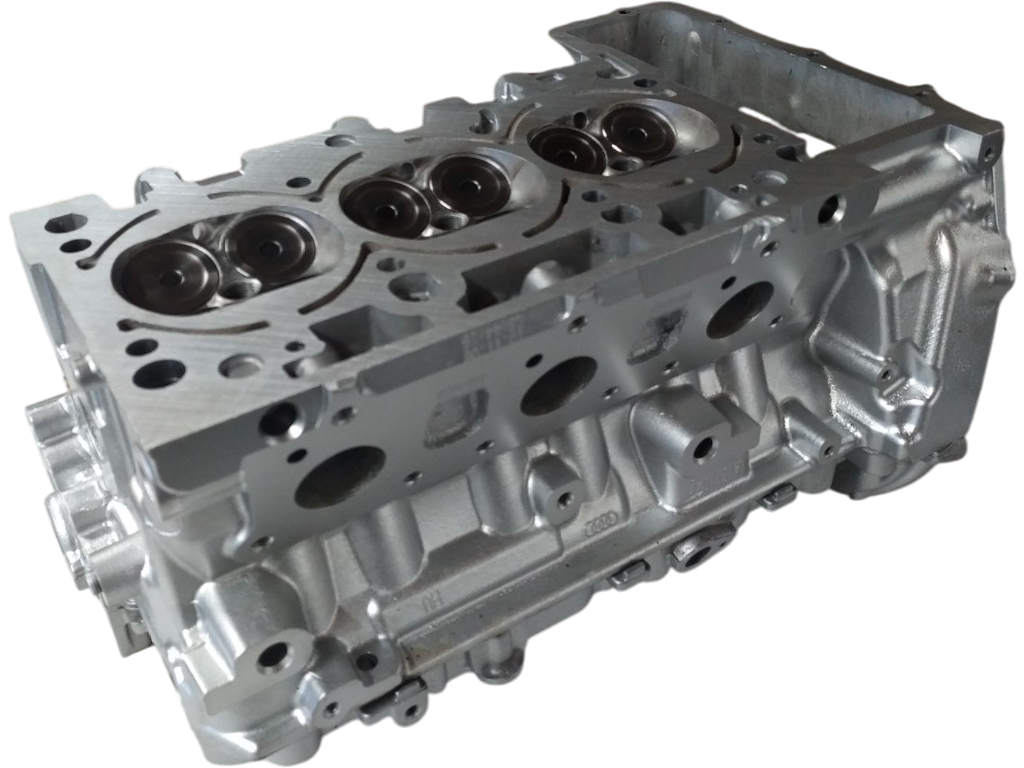 Zylinderkopf für Audi A4 S4 quattro 3,0 V6 24V CCBA mit Ventilen im AT